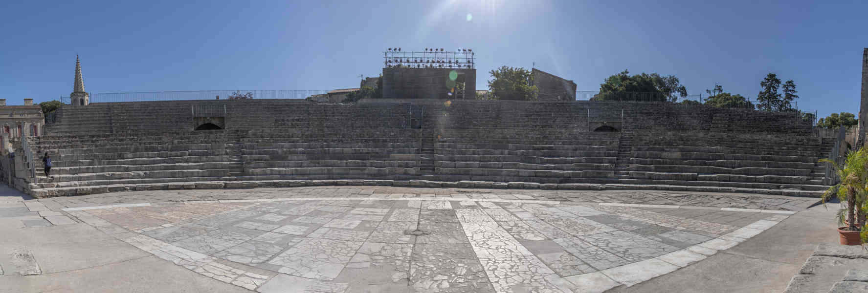 Francia - Arles 044 - Teatro Antiguo.jpg